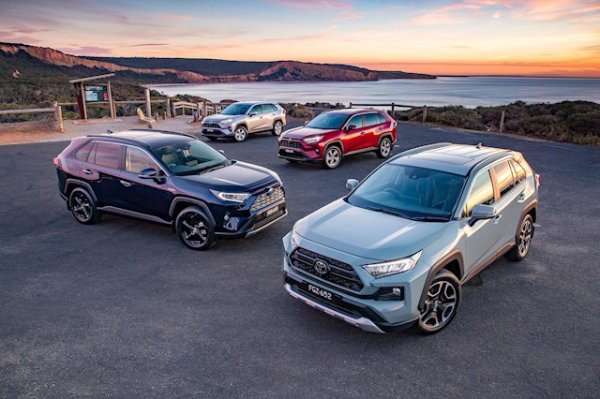 查查配配资 超越特斯拉Model Y！丰田RAV4成2024年全球销冠车型